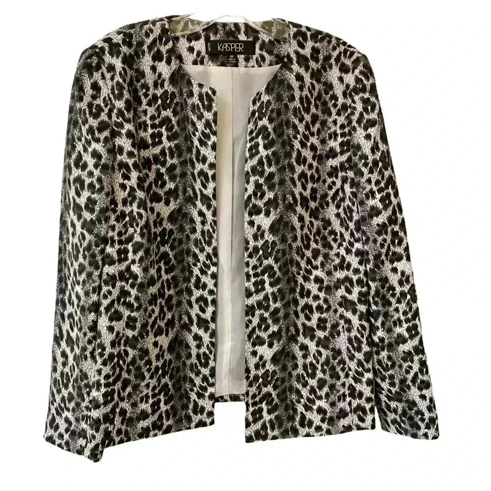 Kasper Animal Print Blazer Jacket Size 8 Petite Lined Lightweight Careerwear